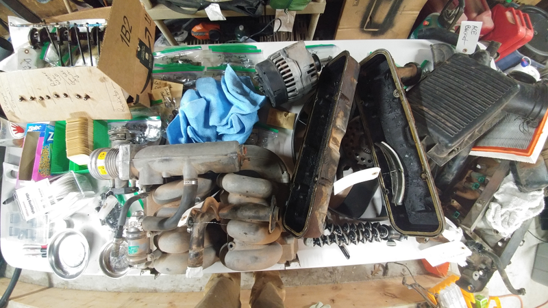 Illustration for article titled Tale of Two Head Gaskets - DisassemblyÂ